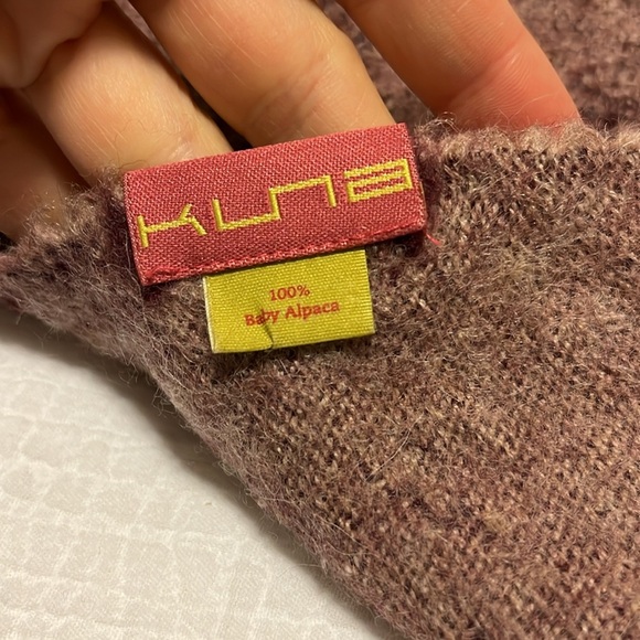 KUNA 100% baby alpaca scarf fringe warm cozy Made in Peru purple 60x10 inches - Picture 3 of 5